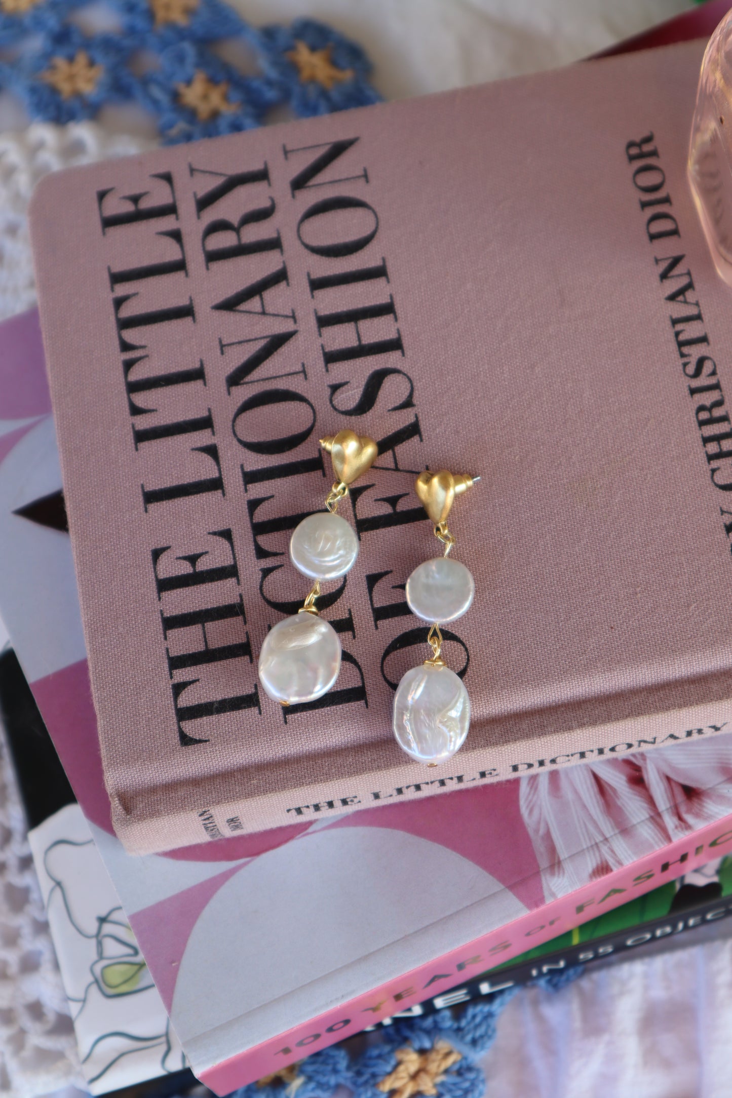 drop earrings