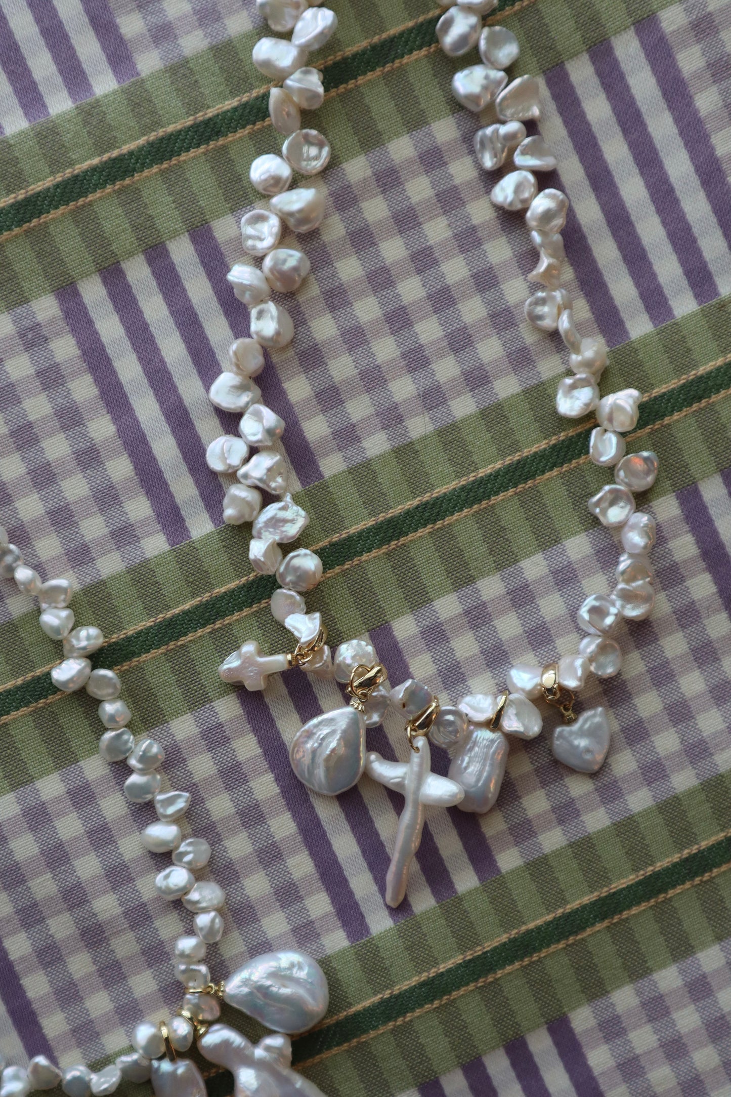 five pearl charm
