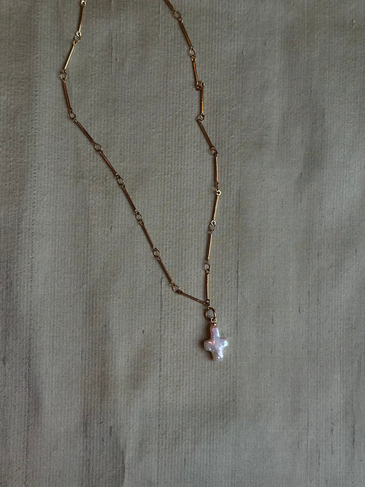 mini pearl cross 02