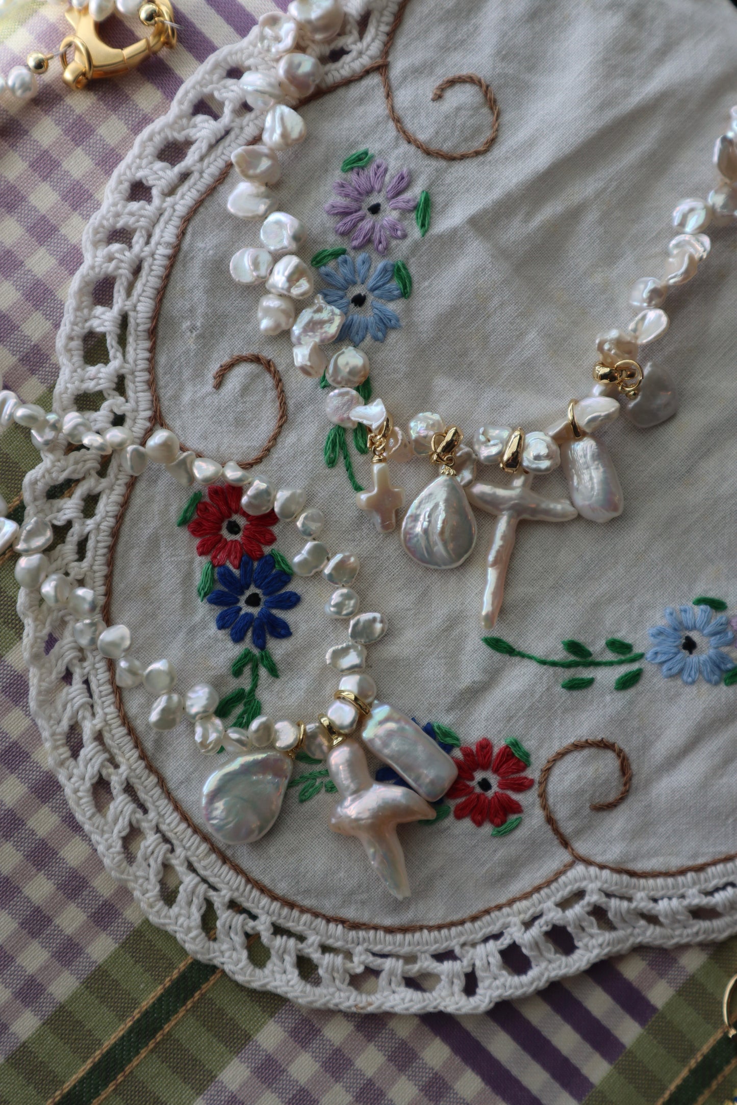 five pearl charm